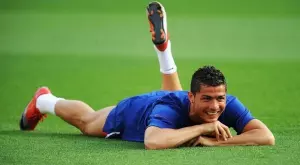 {{ otherArticle[0].article.title }}