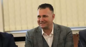 След 10 години: Валентин Николов отново начело на АЕЦ "Козлодуй", докато Асен Василев е министър