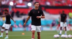 {{ otherArticle[0].article.title }}