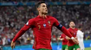 {{ otherArticle[0].article.title }}