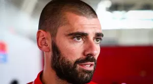 {{ otherArticle[0].article.title }}