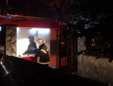 Самонастанил се клошар подпали жилище в Кюстендил