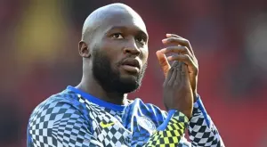 {{ otherArticle[0].article.title }}