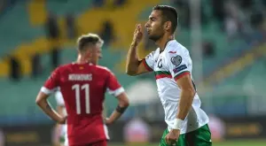 {{ otherArticle[0].article.title }}