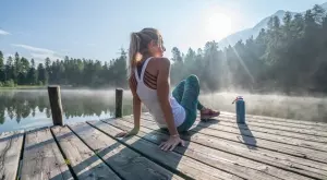 {{ otherArticle[0].article.title }}