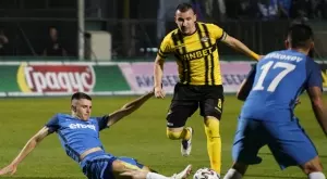 {{ otherArticle[0].article.title }}