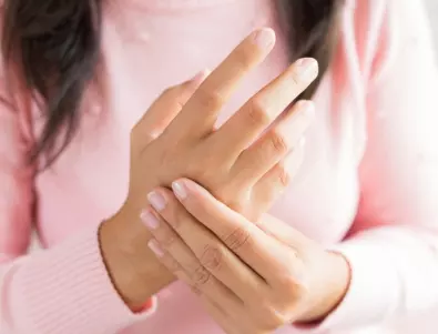 Прост тест с двете ръце показа дали сте застрашени от инсулт