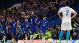 {{ otherArticle[0].article.title }}