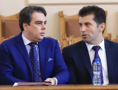 Ще прескочат ли Асен Василев и Кирил Петков бариерата на изборите? Мнението на експерт