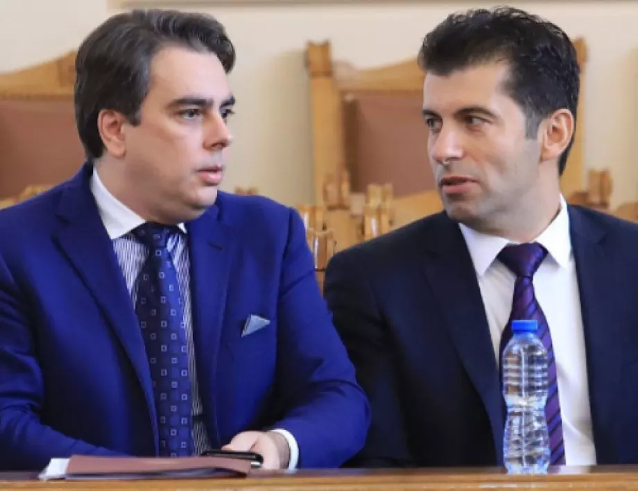 Кирил Петков и Асен Василев готови да работят с всички, ако приемат пет условия за сътрудничество