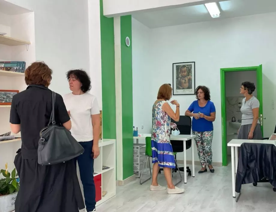 Ново бюро за информация и услуги за чуждестранни граждани отварят в София
