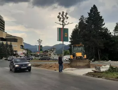 Ново кръгово кръстовище правят до болницата в Смолян