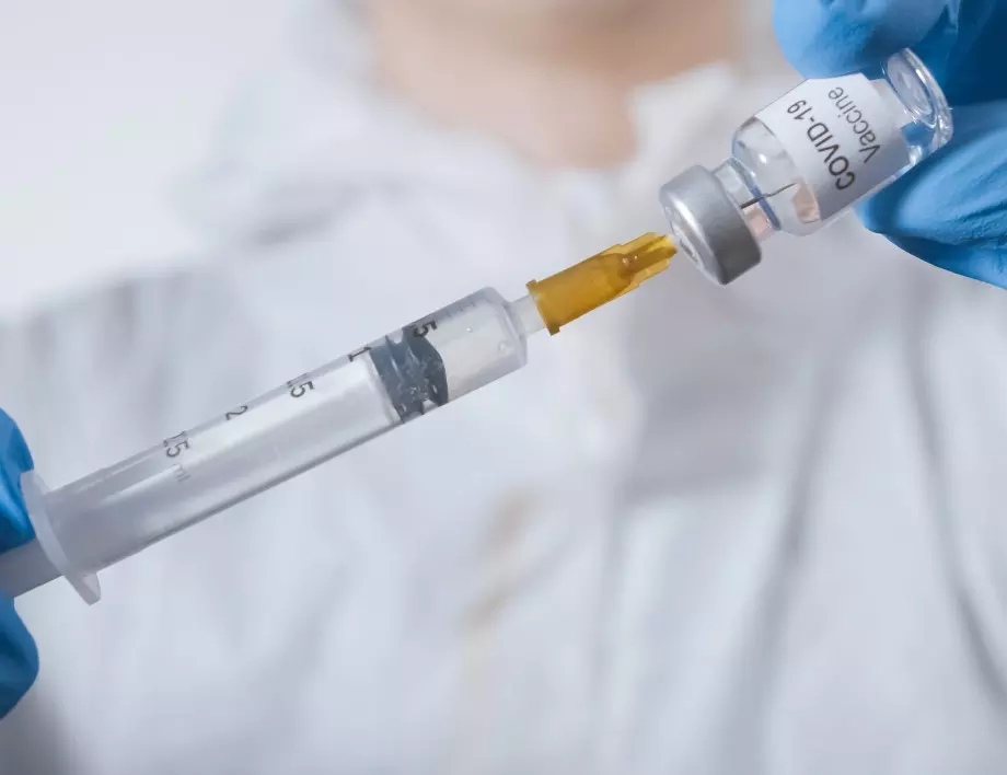Бустерната доза ваксина: Ето насоките на Експертния съвет