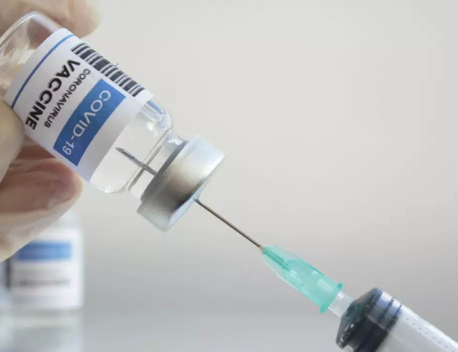 Експерти: Липсата на адекватна кампания за ваксините е тежък комуникационен и политически провал