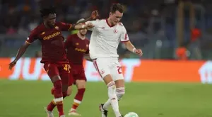 {{ otherArticle[0].article.title }}