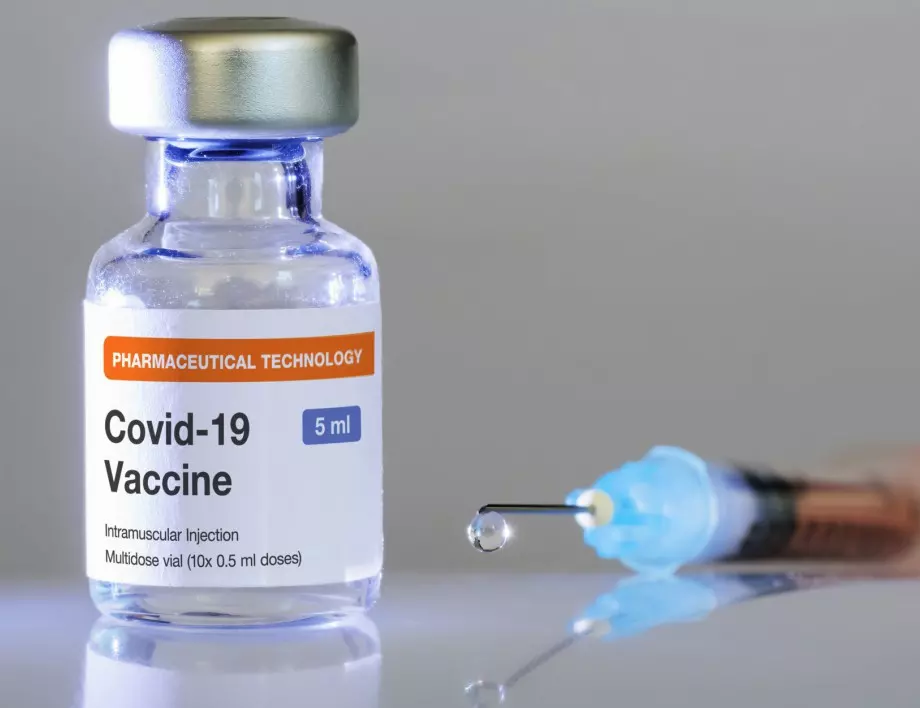 Все повече ваксинирани умират от ковид във Великобритания