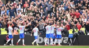 {{ otherArticle[0].article.title }}