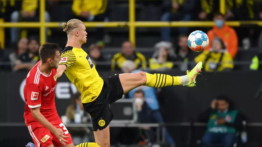 Ерлинг Холанд и Джовани Рейна пропускат следващия мач на Борусия Дортмунд