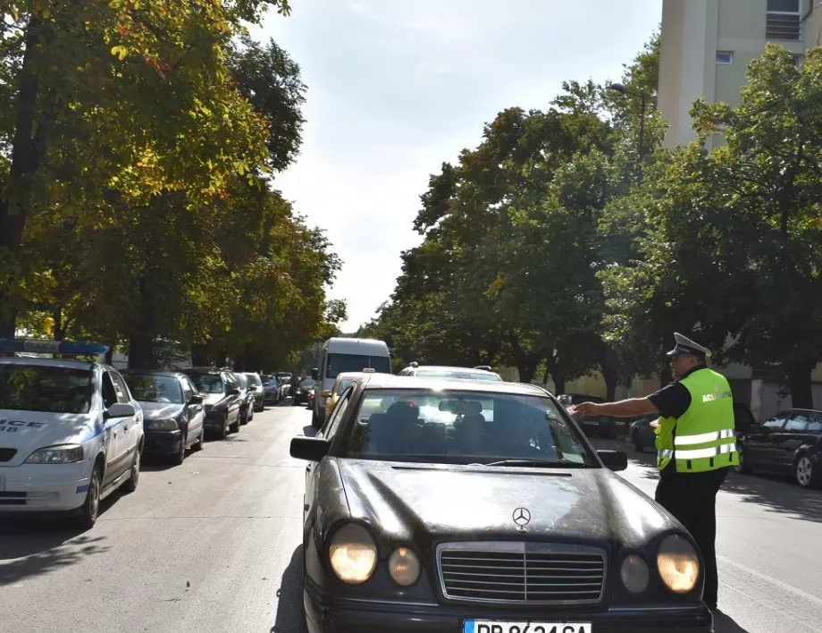"Ден без загинали на пътя" - акция на община и полиция в Асеновград
