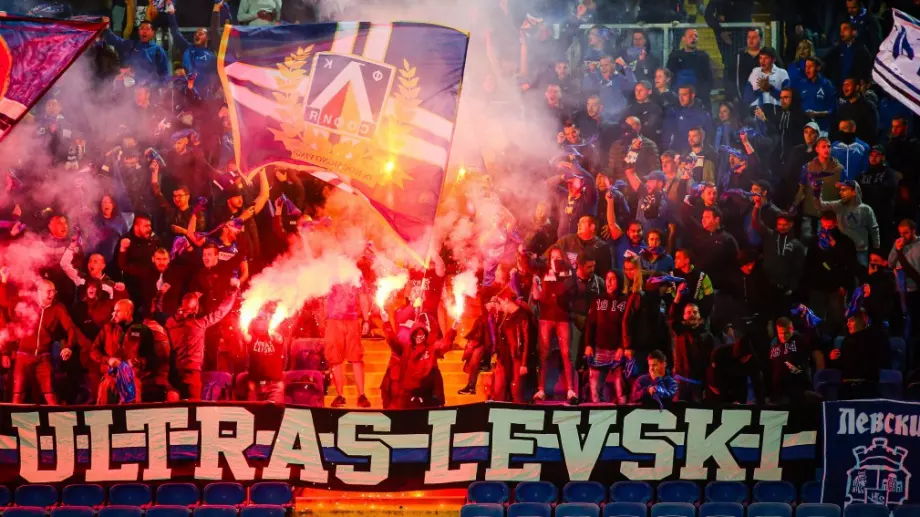"Герена" ще се "къса по шевовете", Левски обяви колко билета са продадени 24 часа преди мача