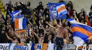 {{ otherArticle[0].article.title }}