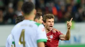 Съпругата на Томас Мюлер не го е пуснала в Манчестър Юнайтед