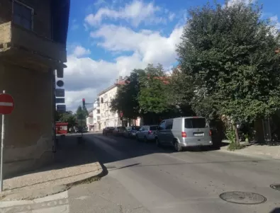 Община Казанлък затваря централно кръстовище 
