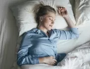 Най-добрата и най-лошата поза на спане за гърба, стомаха и белите дробове