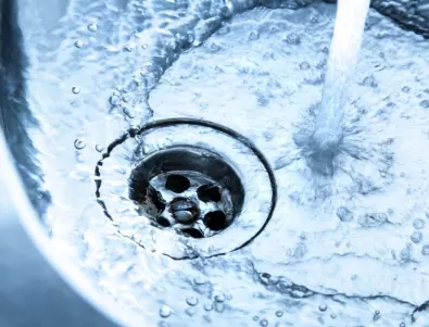 8 неща, които не трябва да сипваме в мивката