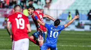 {{ otherArticle[0].article.title }}