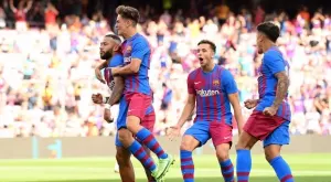 {{ otherArticle[0].article.title }}