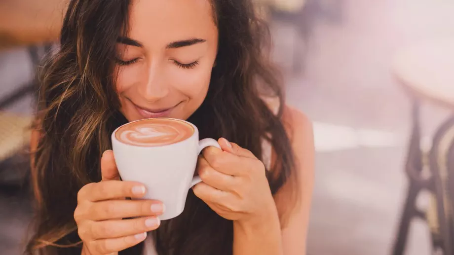 Кафето вреди на тялото с 50% по-малко, ако го пиете по това време
