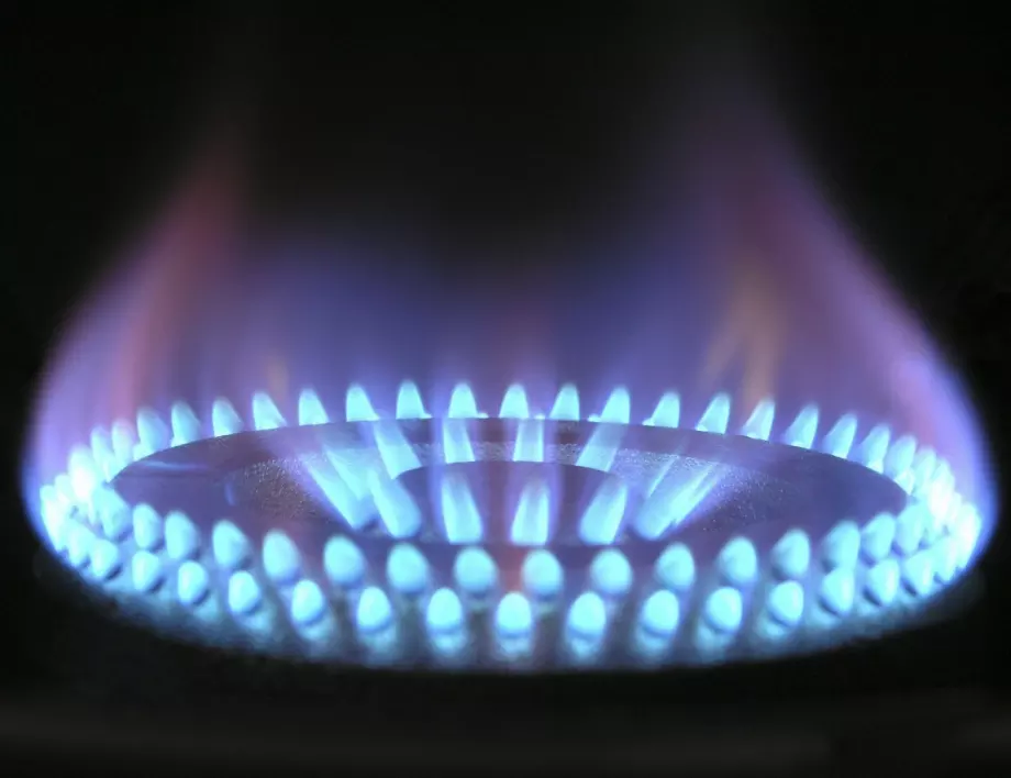4 пъти по-евтин газ от Азербайджан спрямо руския: Купуваме само 35% от възможното 