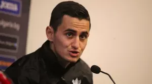 Георги Костадинов ще играе поне още една година в Кипър