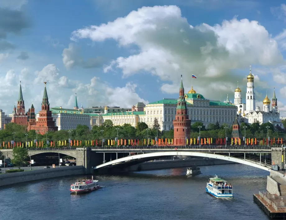 Москва установи дипломатически отношения с ДНР и ЛНР
