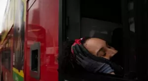 {{ otherArticle[0].article.title }}