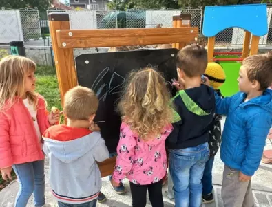 Три детски градини в община Елин Пелин имат нови детски площадки по проекти към ПУДООС