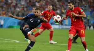 {{ otherArticle[0].article.title }}