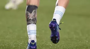 {{ otherArticle[0].article.title }}