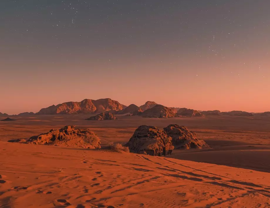 Учени: На Марс вероятно е имало живот преди милиони години