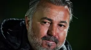 {{ otherArticle[0].article.title }}