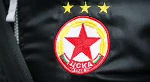 ЦСКА със спешни мерки: Излиза на палатков лагер пред сградата на БФС в Бояна