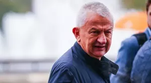 {{ otherArticle[0].article.title }}