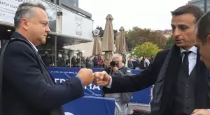 {{ otherArticle[0].article.title }}