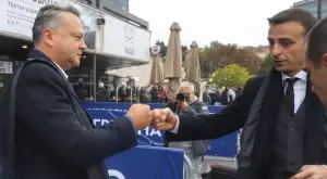 {{ otherArticle[0].article.title }}