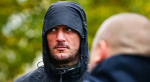 {{ otherArticle[0].article.title }}