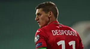 {{ otherArticle[0].article.title }}