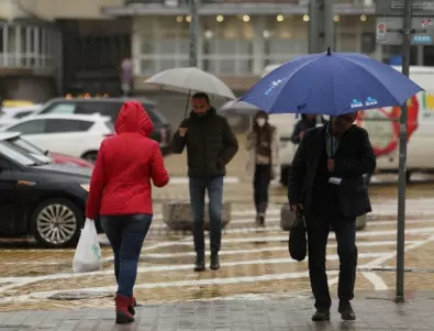 Идват дъжд, сняг и студ - прогнозата на Петър Янков до края на ноември (ВИДЕО)
