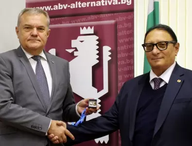 Румен Петков се срещна с Росарио Кутули, Национален секретар на Малта в Международна организация за дипломатически отношения