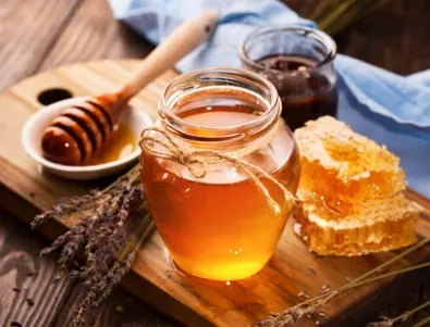 Мед в градината - ето как го използват опитните градинари